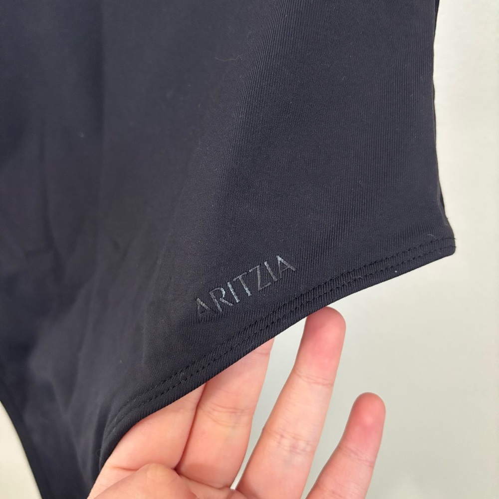 Aritzia Original Contour Squareneck Bodysuit - Picture 6 of 11